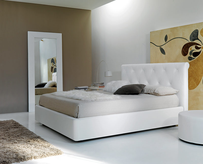 Diamante - Letto matrimoniale moderno con decoro imbottito in tessuto o ecopelle