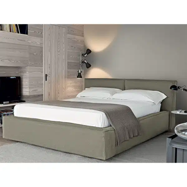 King - Letto matrimoniale moderno a linee morbide imbottito in tessuto o ecopelle