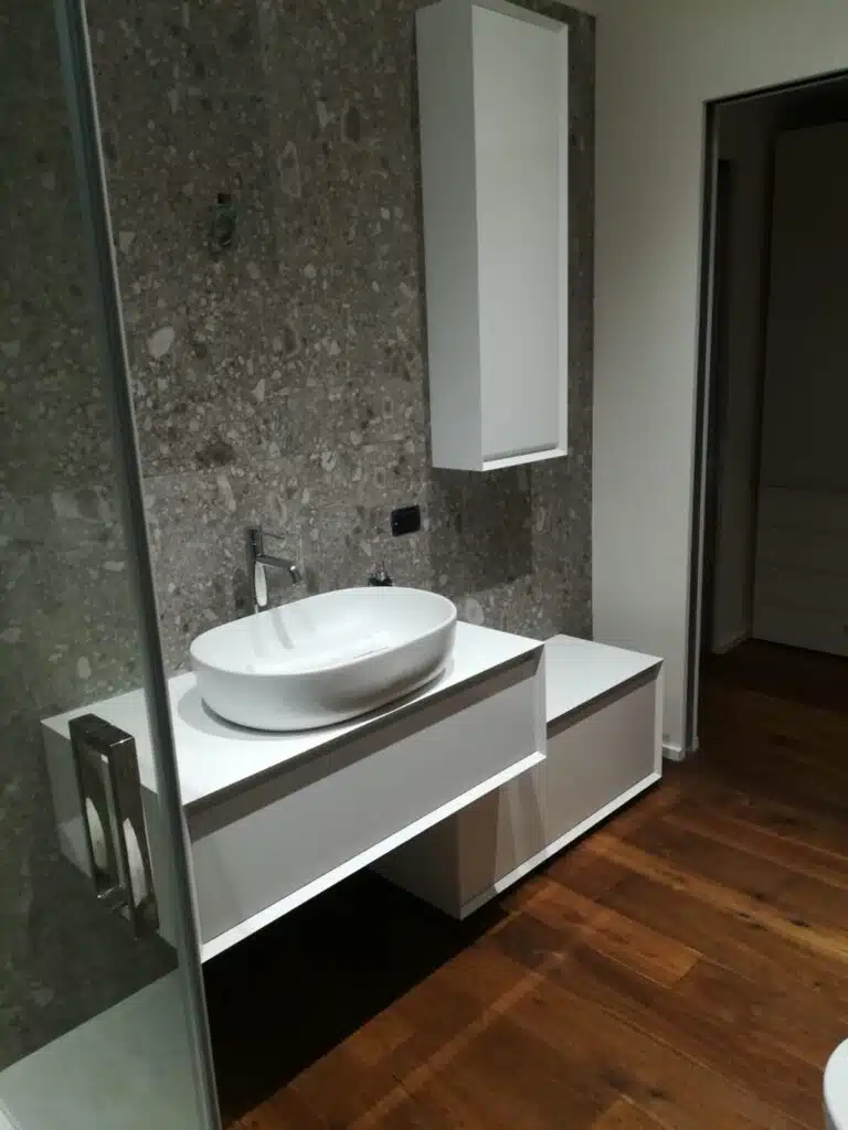 Foto inviata da un cliente INTERNO77, 76