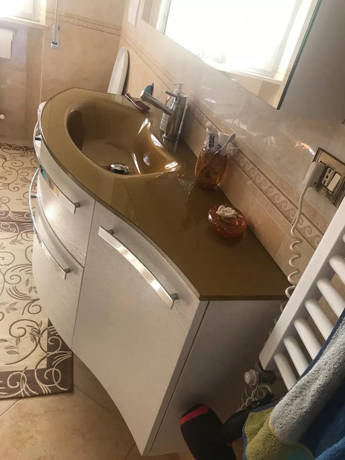 Mobili Ferrara, arredo bagno e accessori Mobili Ferrara, arredo bagno e accessori