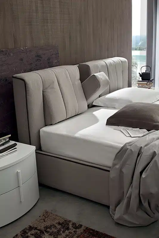 Oliver TOP - Letto matrimoniale con cuscini regolabili in tessuto o ecopelle MARONESE ACF