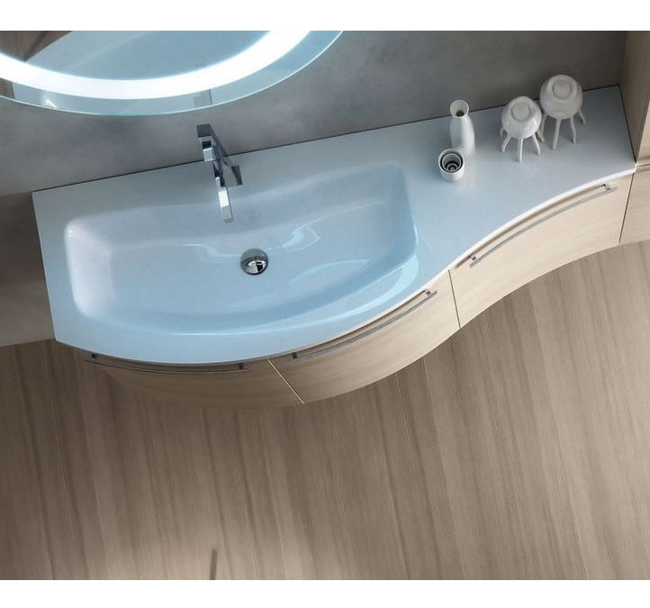 Poco Spazio per il Mobile Bagno? La Soluzione Curva Salvaspazio