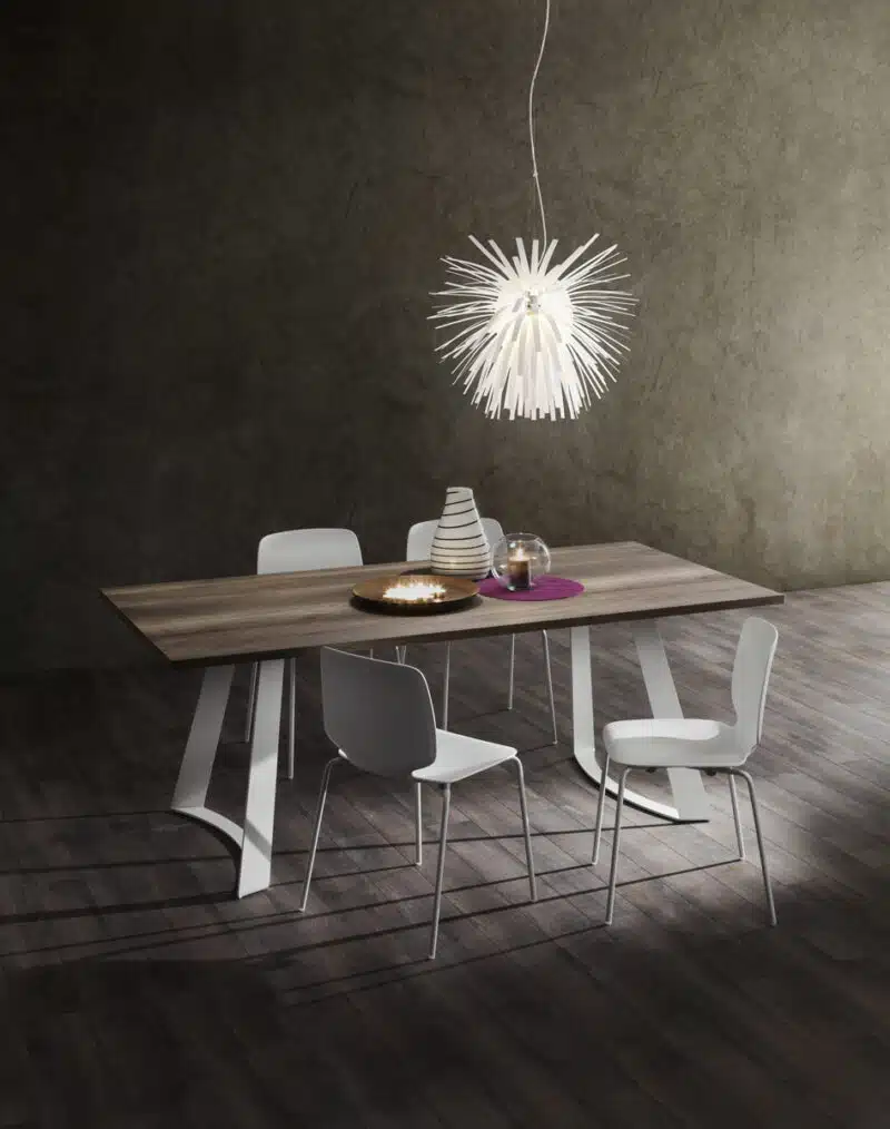 Bruno - Tavolo design fisso con struttura in metallo verniciato