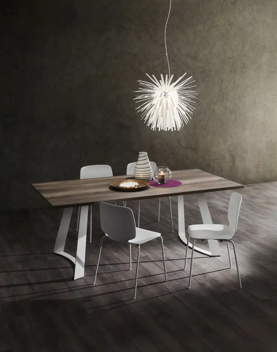 Bruno - Tavolo design fisso con struttura in metallo verniciato