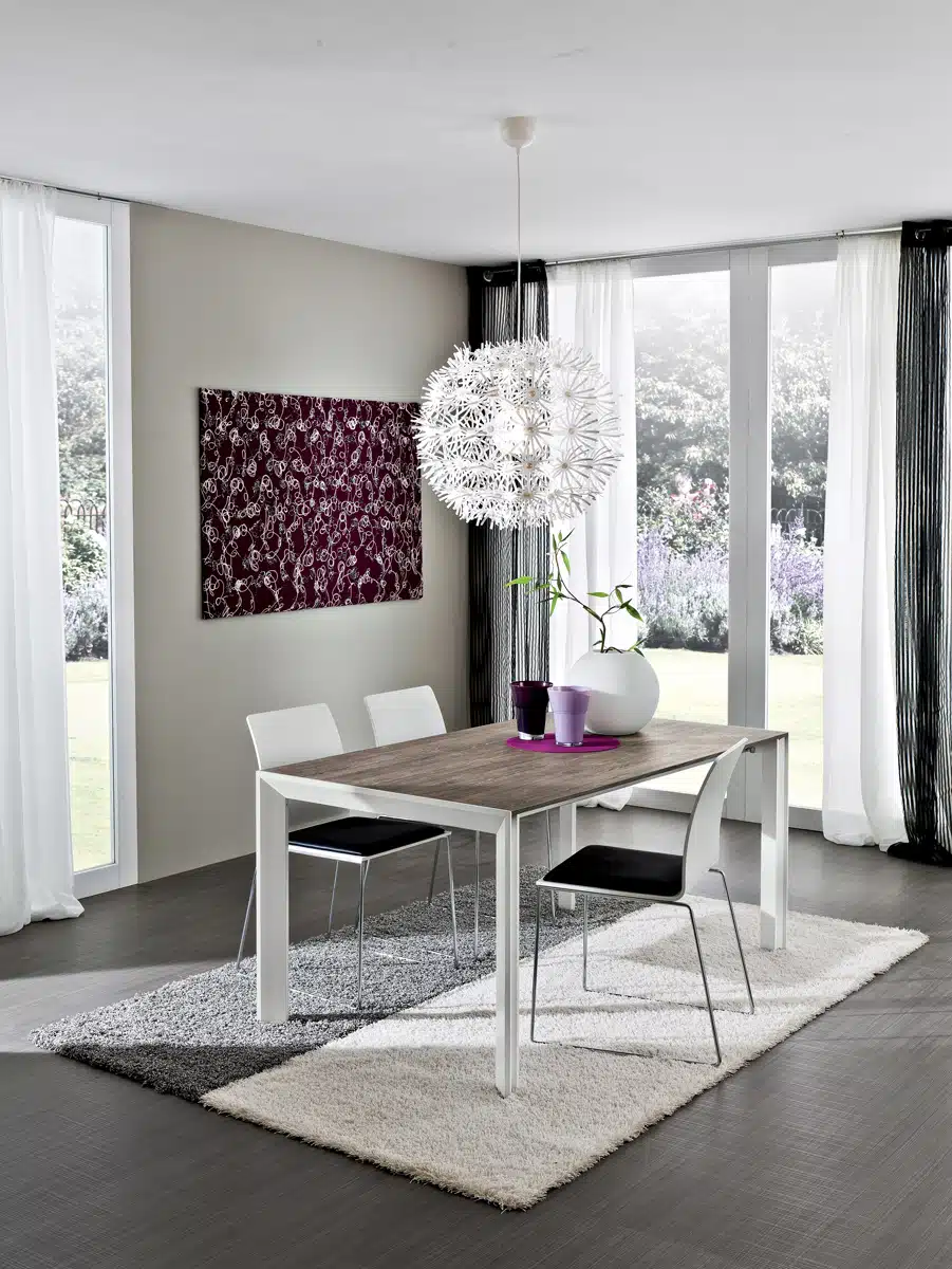 Tommaso - Tavolo design semplice ma dalla linea elegante