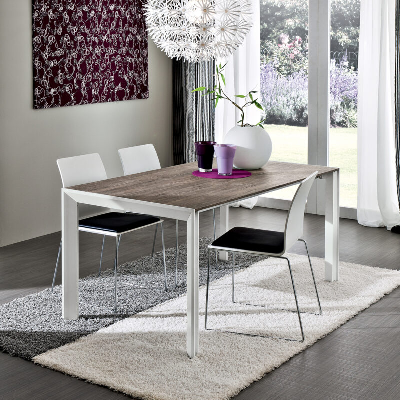 Tommaso - Tavolo design semplice ma dalla linea elegante