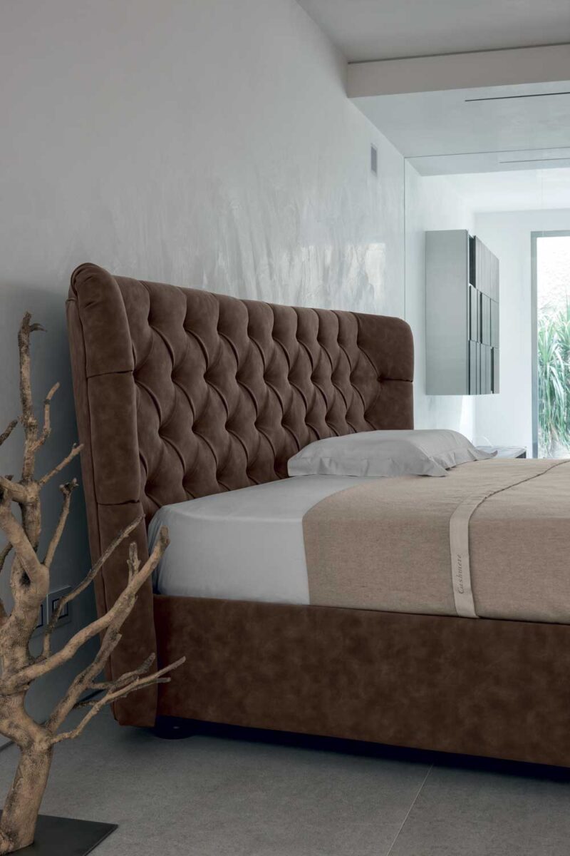 Hypnos - Letto matrimoniale elegante imbottito in tessuto o ecopelle