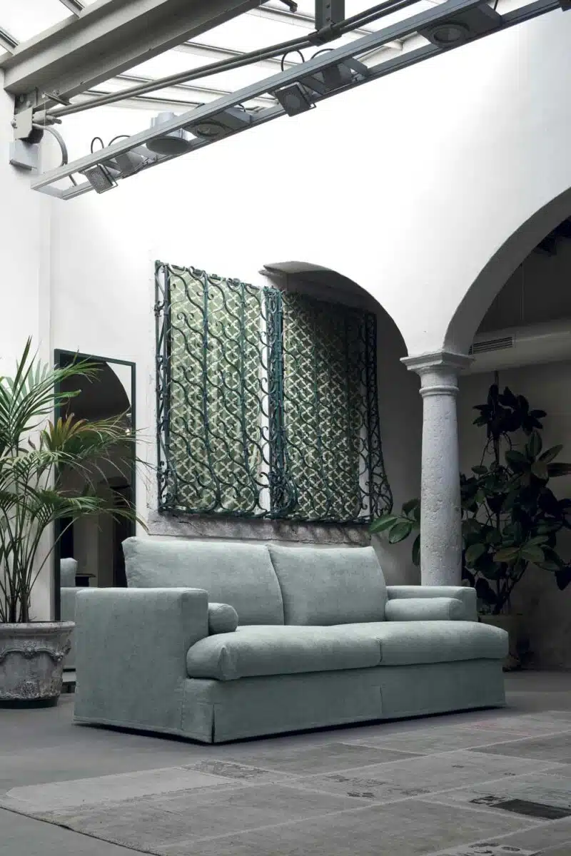 Arizona - Divano design moderno in tessuto o ecopelle