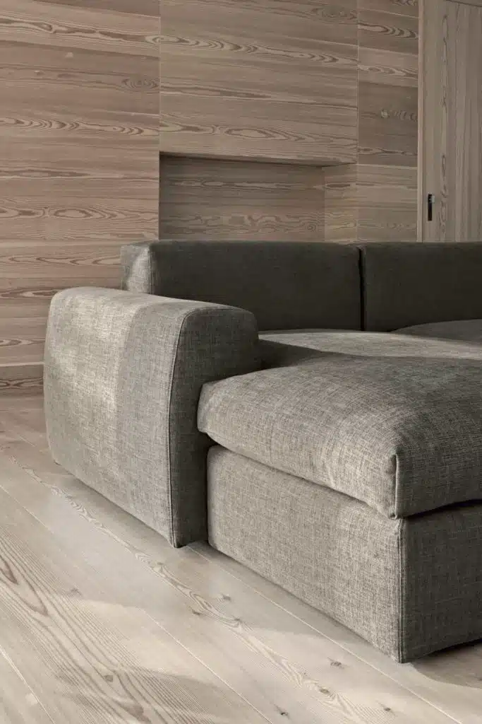 Nevada - Divano design moderno in tessuto o ecopelle