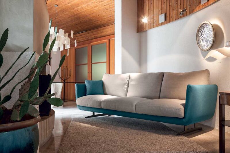 Opera - Divano design moderno in tessuto o ecopelle