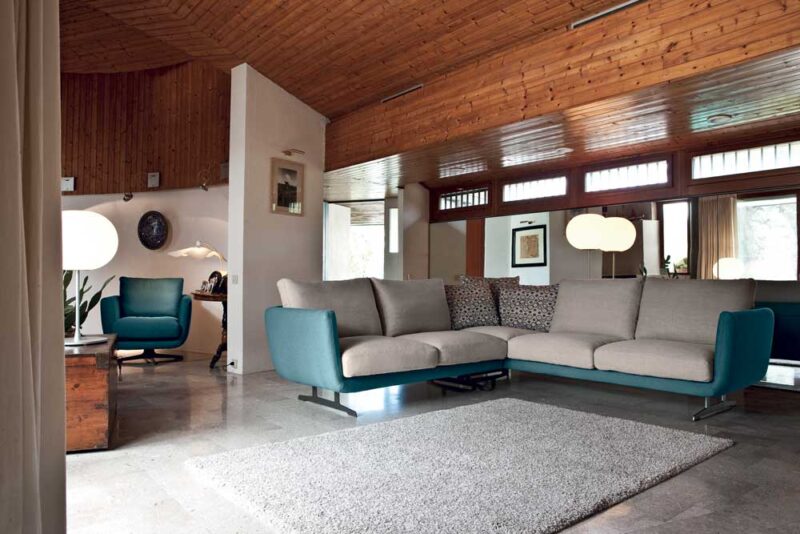 Opera - Divano design moderno in tessuto o ecopelle