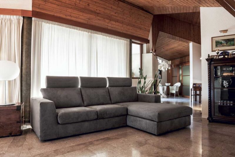 Sirio - Divano design moderno in tessuto o ecopelle