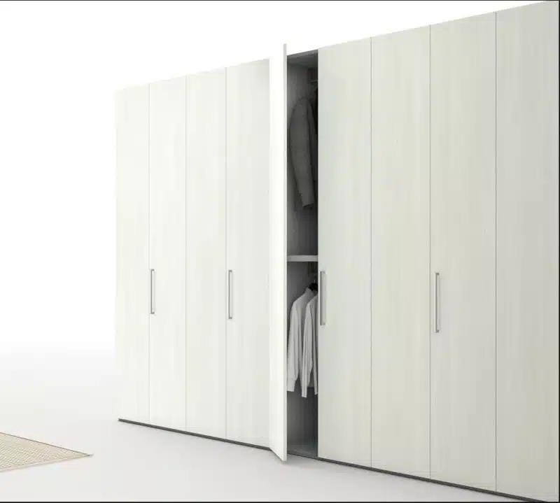 Armadio Modulare Facile Maronese: ante in vetro fumé, illuminazione interna, eleganza e funzionalità
