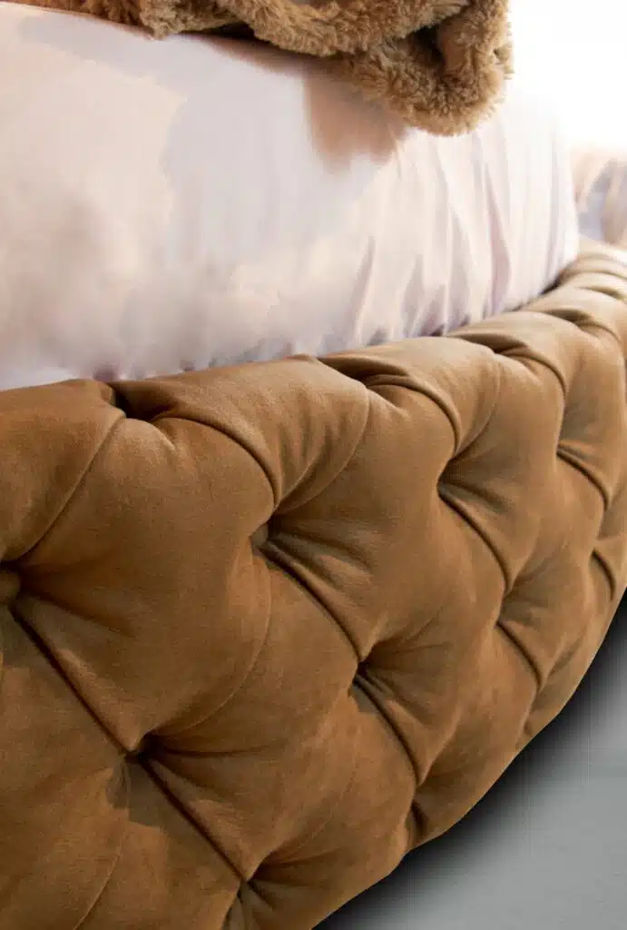 Letto Rotondo Capitonnè Imperial matrimoniale - vista frontale elegante, design italiano