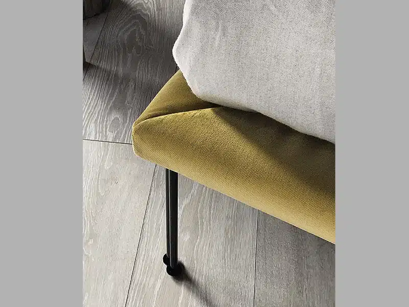 Letto Matrimoniale Tetris RigoSalotti – ambientazione camera da letto contemporanea, vista laterale arredamento.