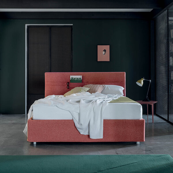 Letto matrimoniale Rigo Salotti Poket, design moderno imbottito. Camera da letto elegante.