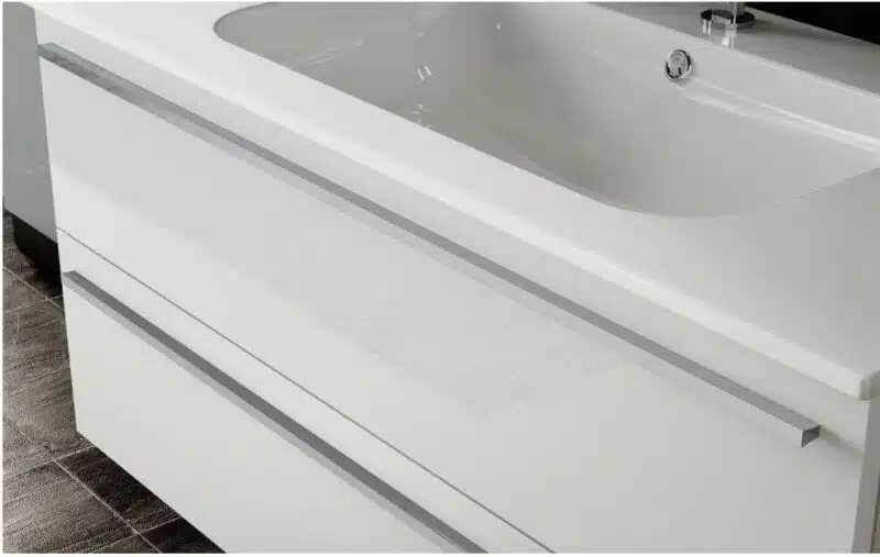 Mobile Bagno Completo Slim Baxar: specchio retroilluminato a LED, illuminazione bagno, design contemporaneo