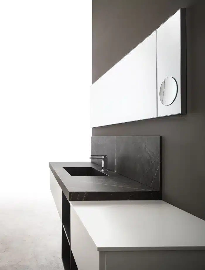 Mobile bagno Arcom Pollock 67 - design moderno italiano, vista frontale del mobile sospeso con lavabo integrato