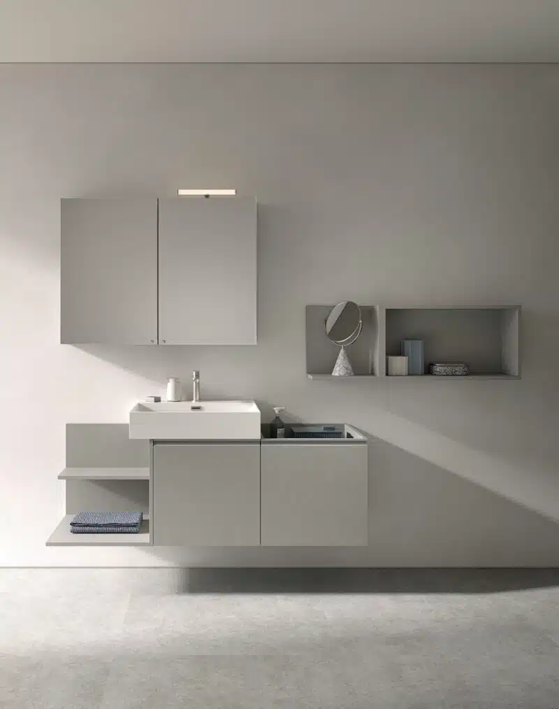 Compab BK12 - Mobile bagno sospeso, vista laterale, spessore top, lavabo in ceramica bianco, design pulito