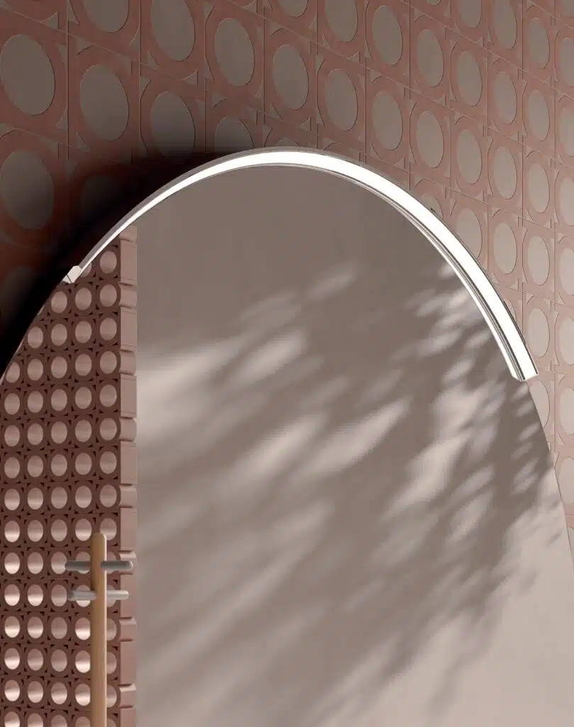 Compab IPE IP11, dettaglio top e lavabo integrato. Superficie liscia, rubinetteria di design, finitura opaca.