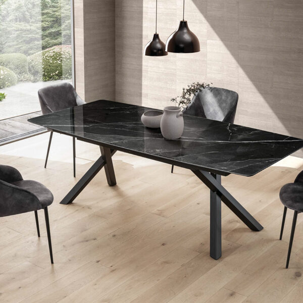 Tavolo in Laminam Effetto Marmo Xavi | La Primavera