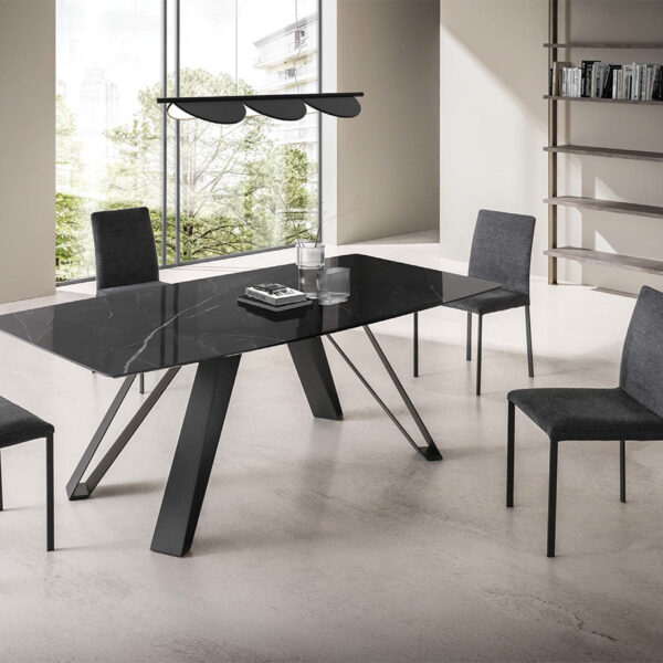 Tavolo in Laminam Effetto Marmo Nero Noah | La Primavera
