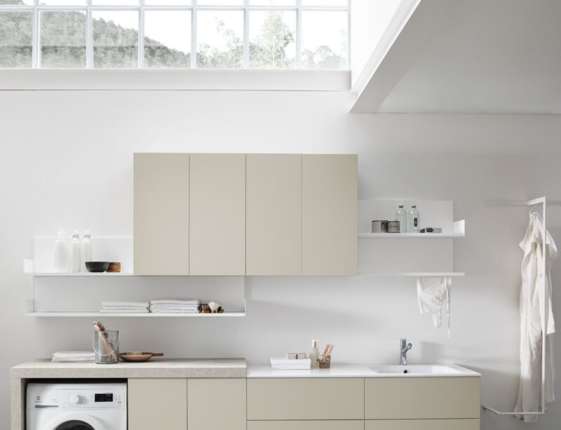 Arredo Lavanderia con Stendibiancheria I-WASH 04 | ARCOM - immagine 2
