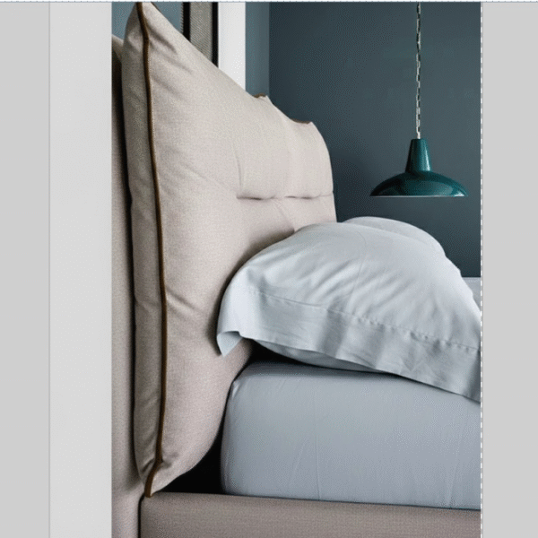 Genesi - Letto matrimoniale imbottito by RigoSalotti - Costarelli