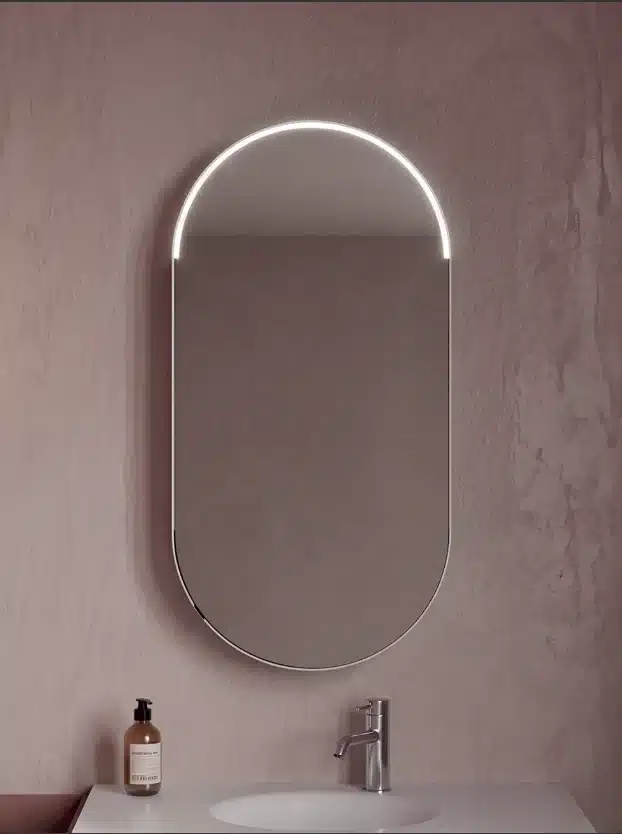 Composizione Bagno Cannettata 145 cm Compab Serie X 5 Specchiera Oval-Case 50 x 100 cm con illuminazione integrata della Serie X Compab